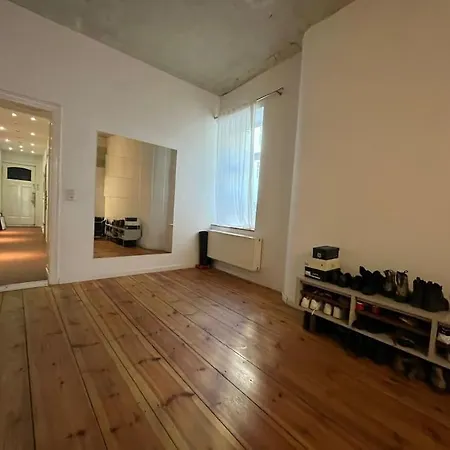 Schoenes Loft Mit Kamin In Mitte Gesundbrunnen * Berlín