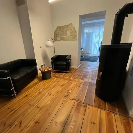 Schoenes Loft Mit Kamin In Mitte Gesundbrunnen شقة *