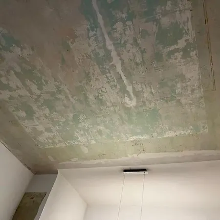 Schoenes Loft Mit Kamin In Mitte Gesundbrunnen *