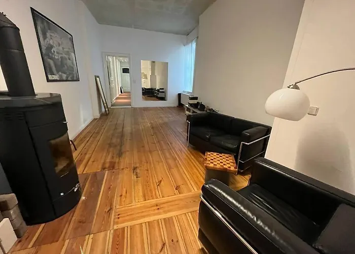 Apartament Schoenes Loft Mit Kamin In Mitte Gesundbrunnen