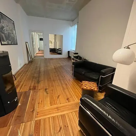 Apartmán Schoenes Loft Mit Kamin In Mitte Gesundbrunnen